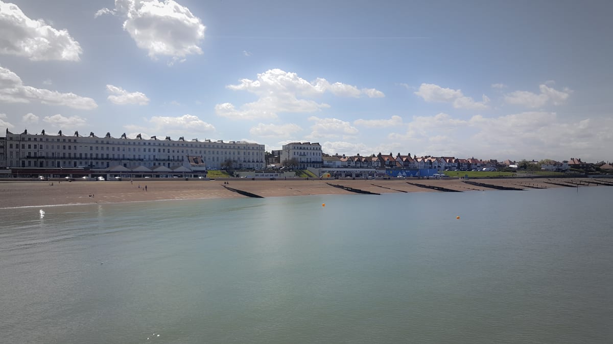 Urban & Rural have secured Full Planning and Conservation Area APPROVAL for 10 luxury seafront apartments agreed under delegated powers.